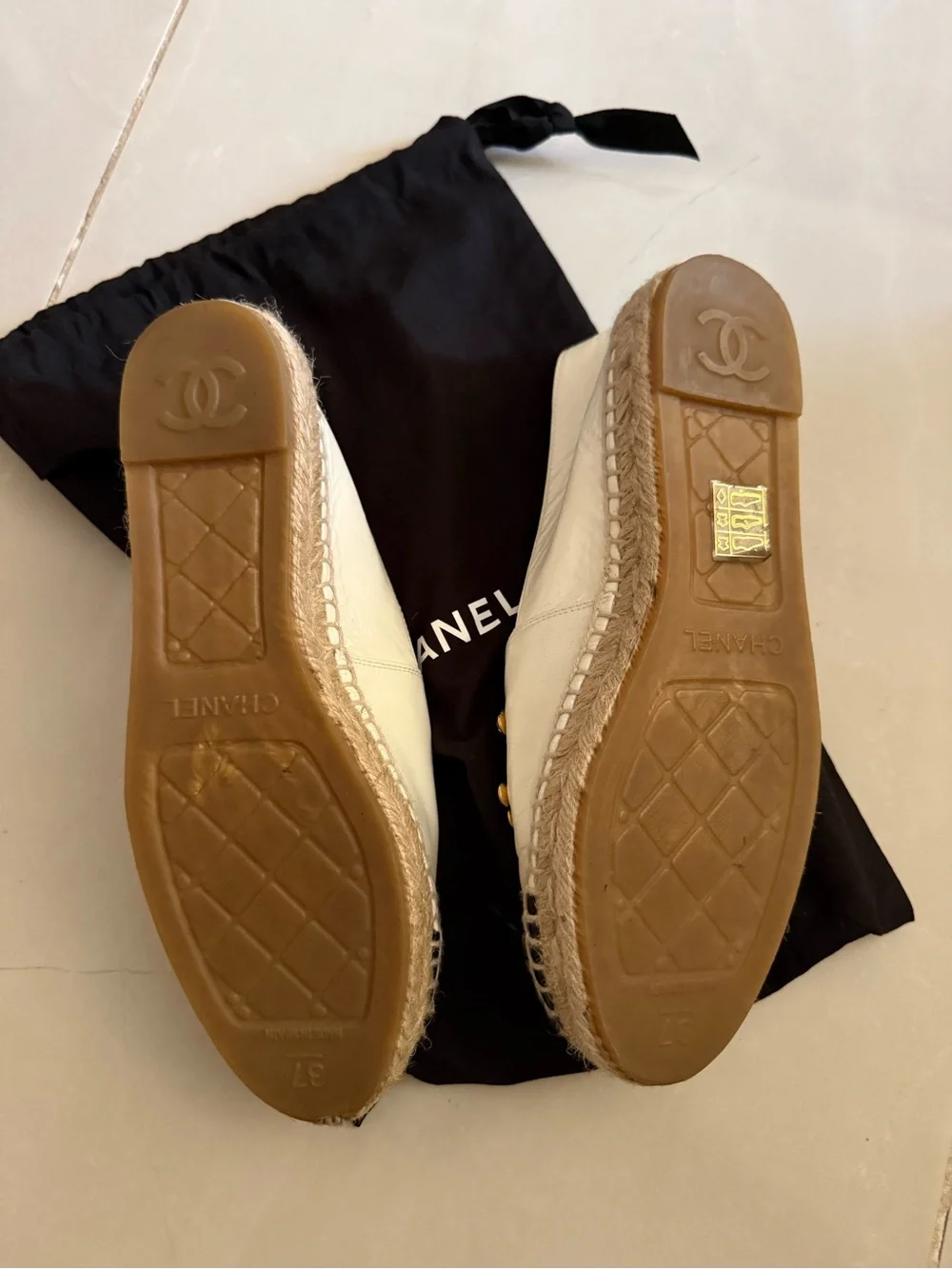 New CHANEL White Leather Espadrilles with Black Cap Toe and Crystal CC, EU 37